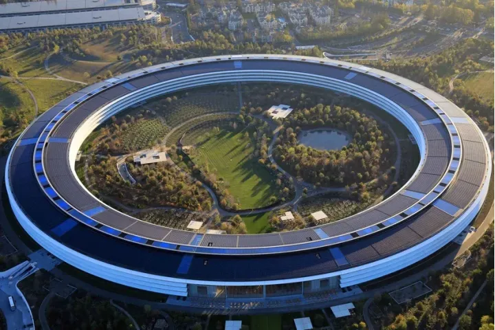 Apple — техника и цифровые сервисы